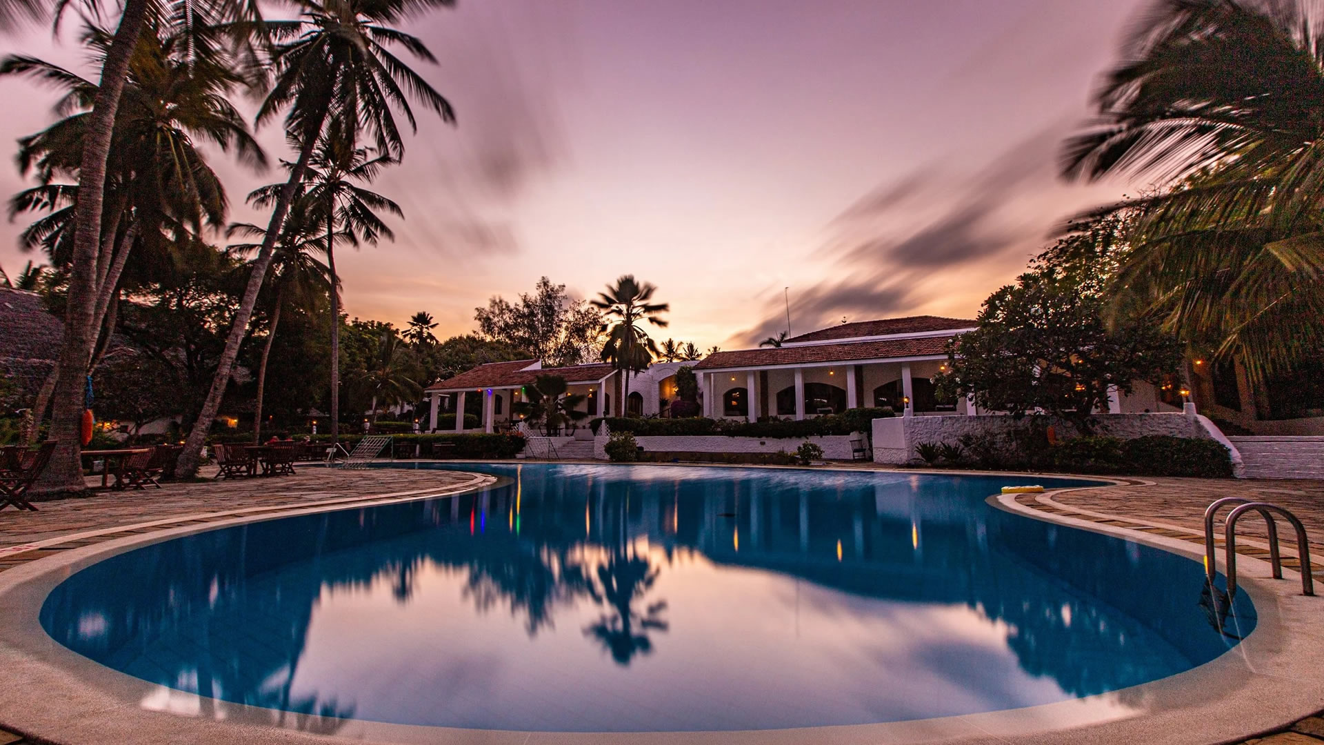 Swimming pool, Diani Sea Lodge