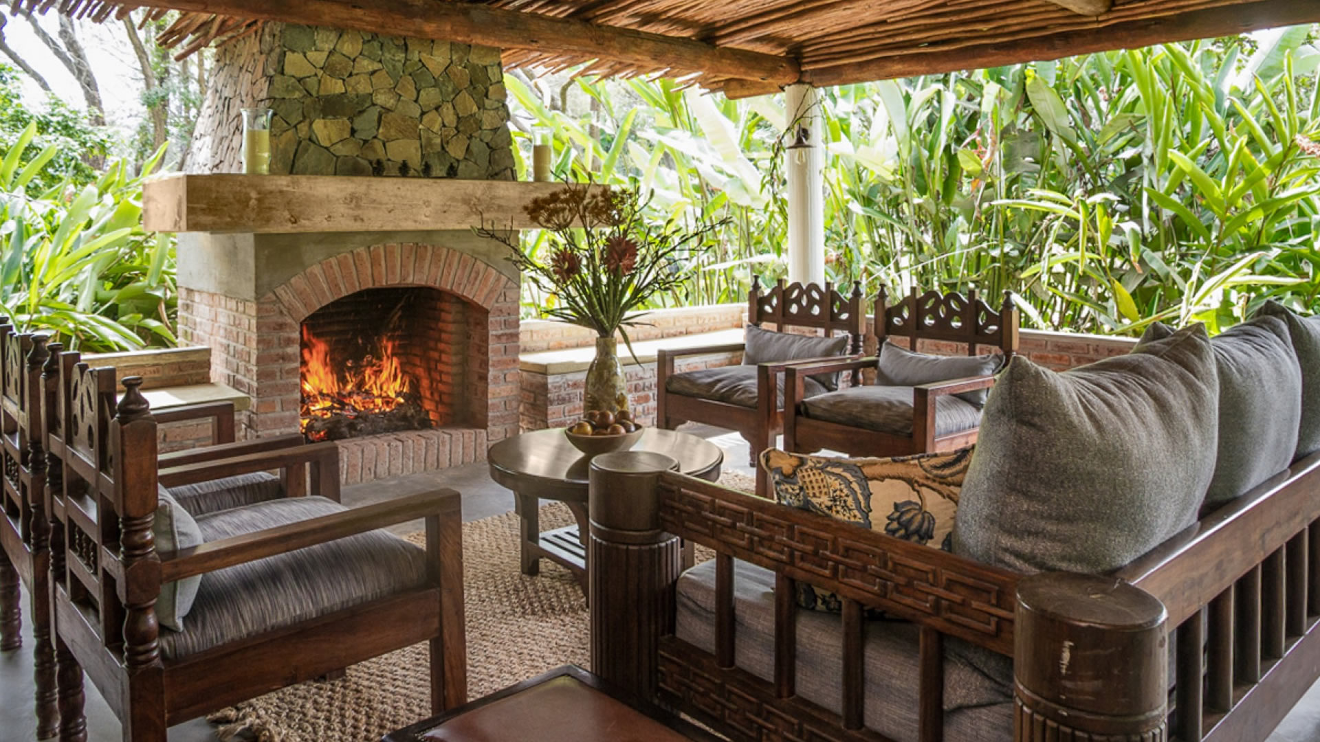 Lounge, Embalakai Serengeti Camp