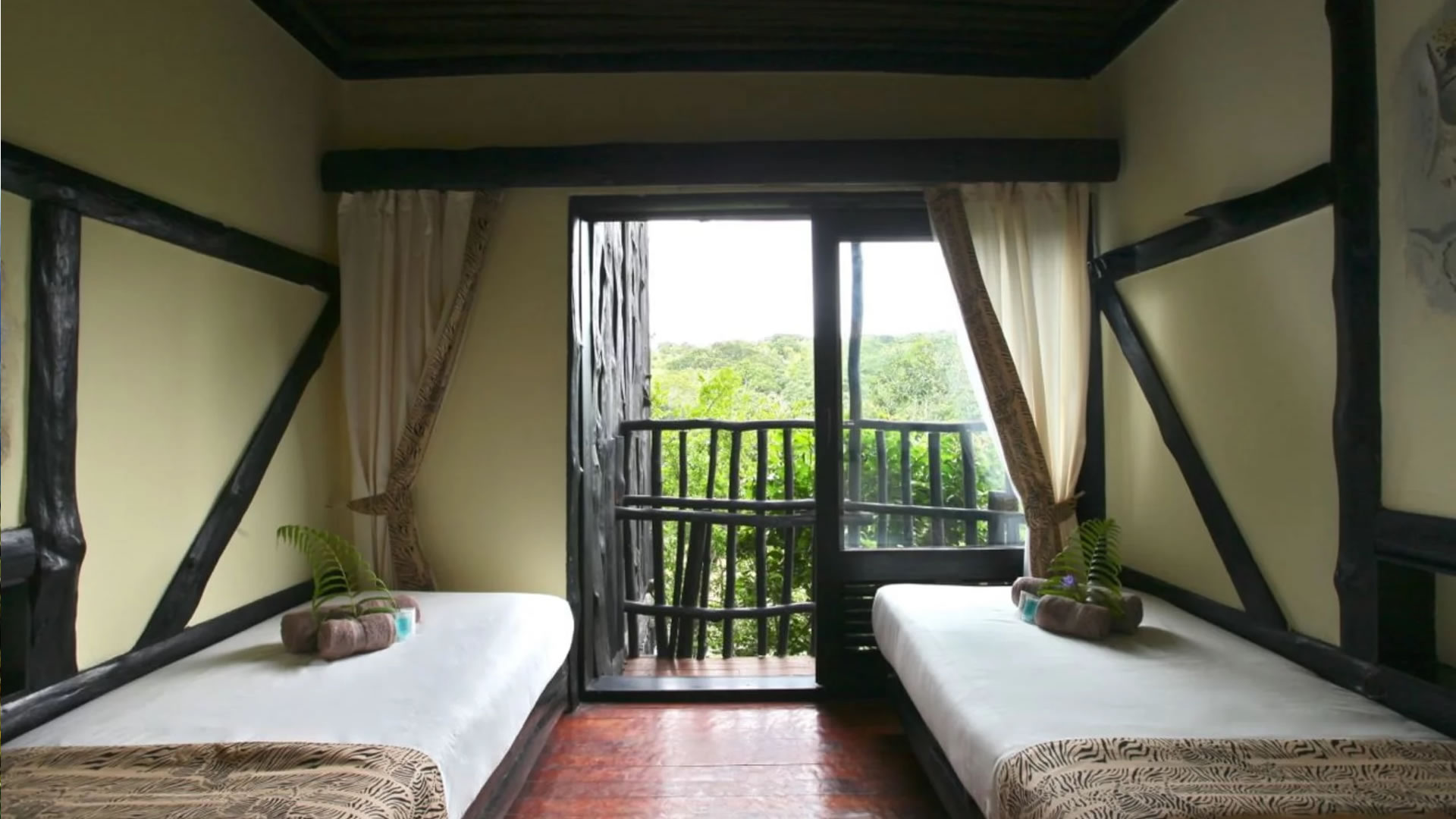 Room, Shimba Hills Lodge