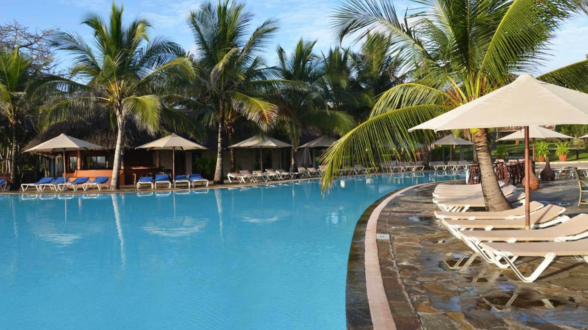 7 Days Kenya Safari & Diani Beach Holiday